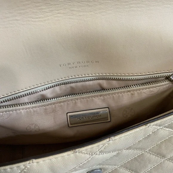 Tory Burch Cream Quilted Chain Bag - Picture 11 of 12
